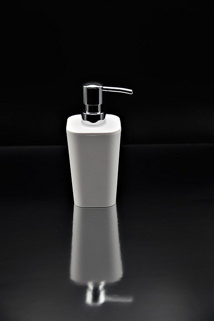 Distributeur de savon acier inoxydable : élégance et praticité